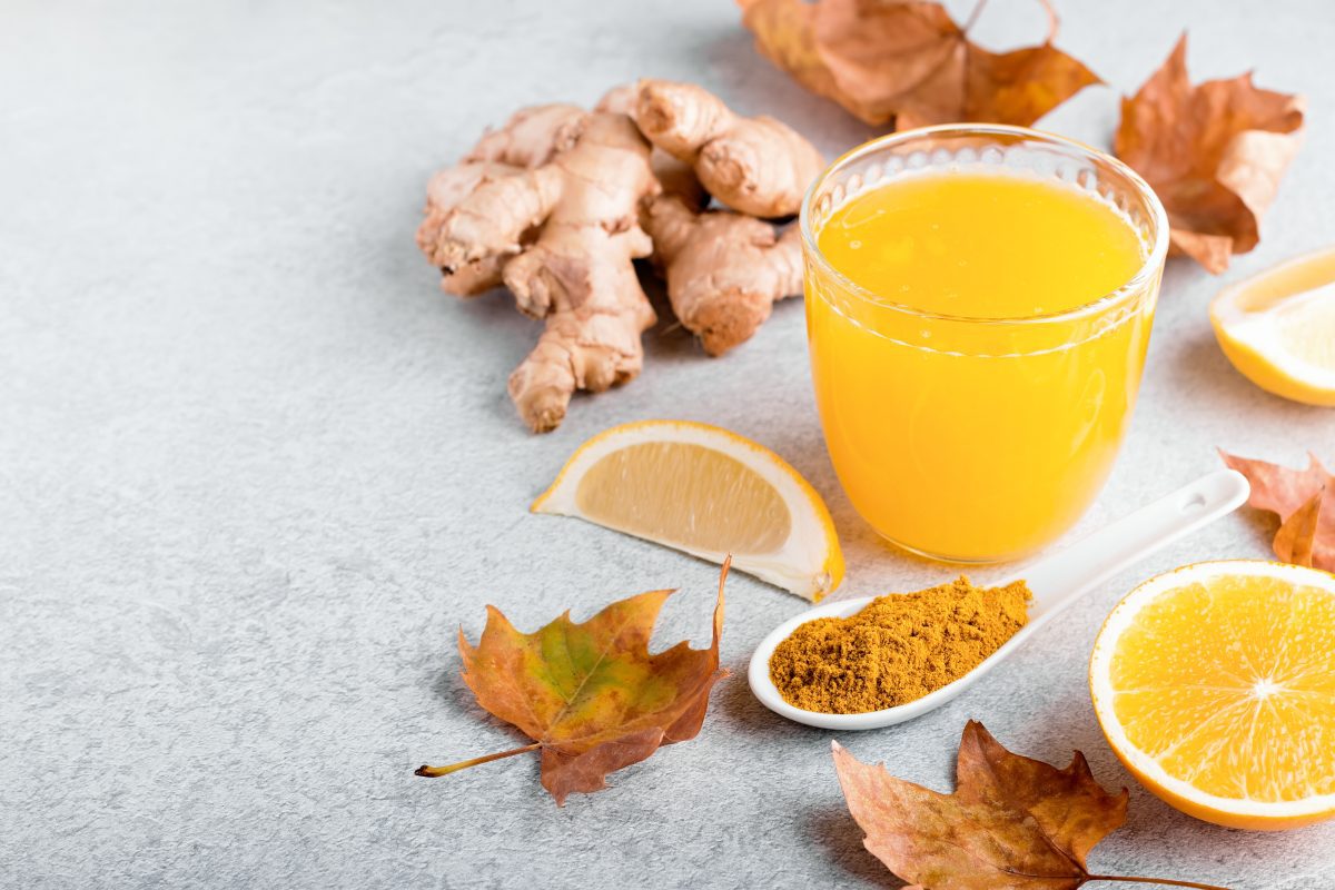 lemon-ginger-and-turmeric-immune-boosting-smoothi-2023-11-27-05-34-33-utc-1200x800.jpg